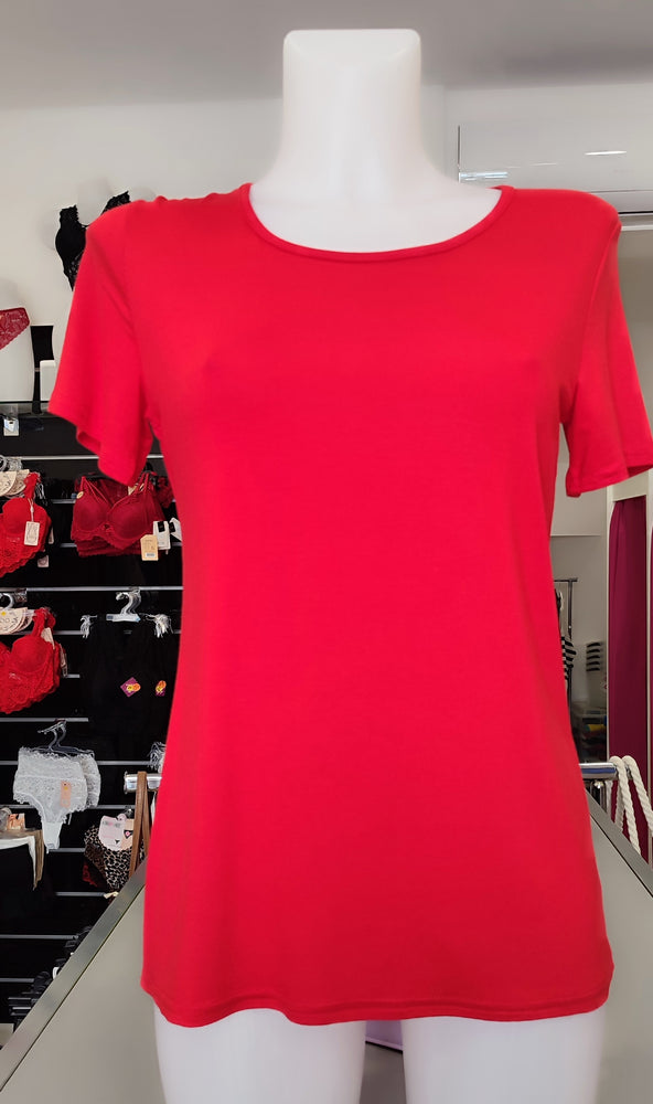 T-SHIRT ROUGE